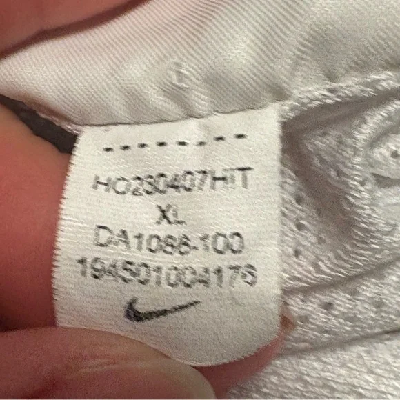 Nike Men’s Fly White Shorts with Black Stripes Size XL - Picture 11 of 12